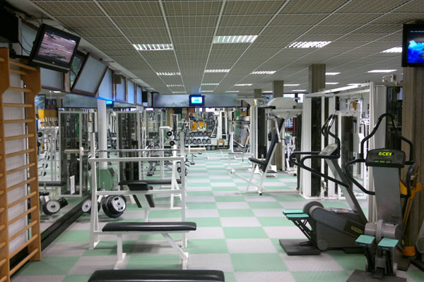 palestra attrezzata